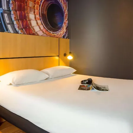 Ibis Geneve Petit Lancy Hotel Exterior photo