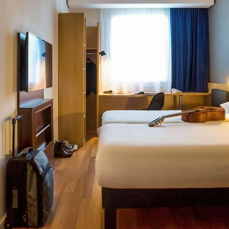 Ibis Geneve Petit Lancy Hotel Exterior photo